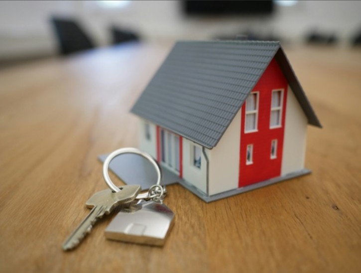 The Best Months to Sell Your Home: Timing the Market for Maximum Profit